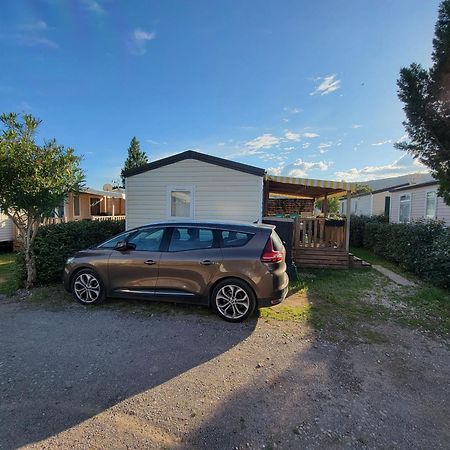 Mobilhome Au Camping Les Salins De La Gardiole Ex Camping Europe Vic-la-Gardiole Zewnętrze zdjęcie