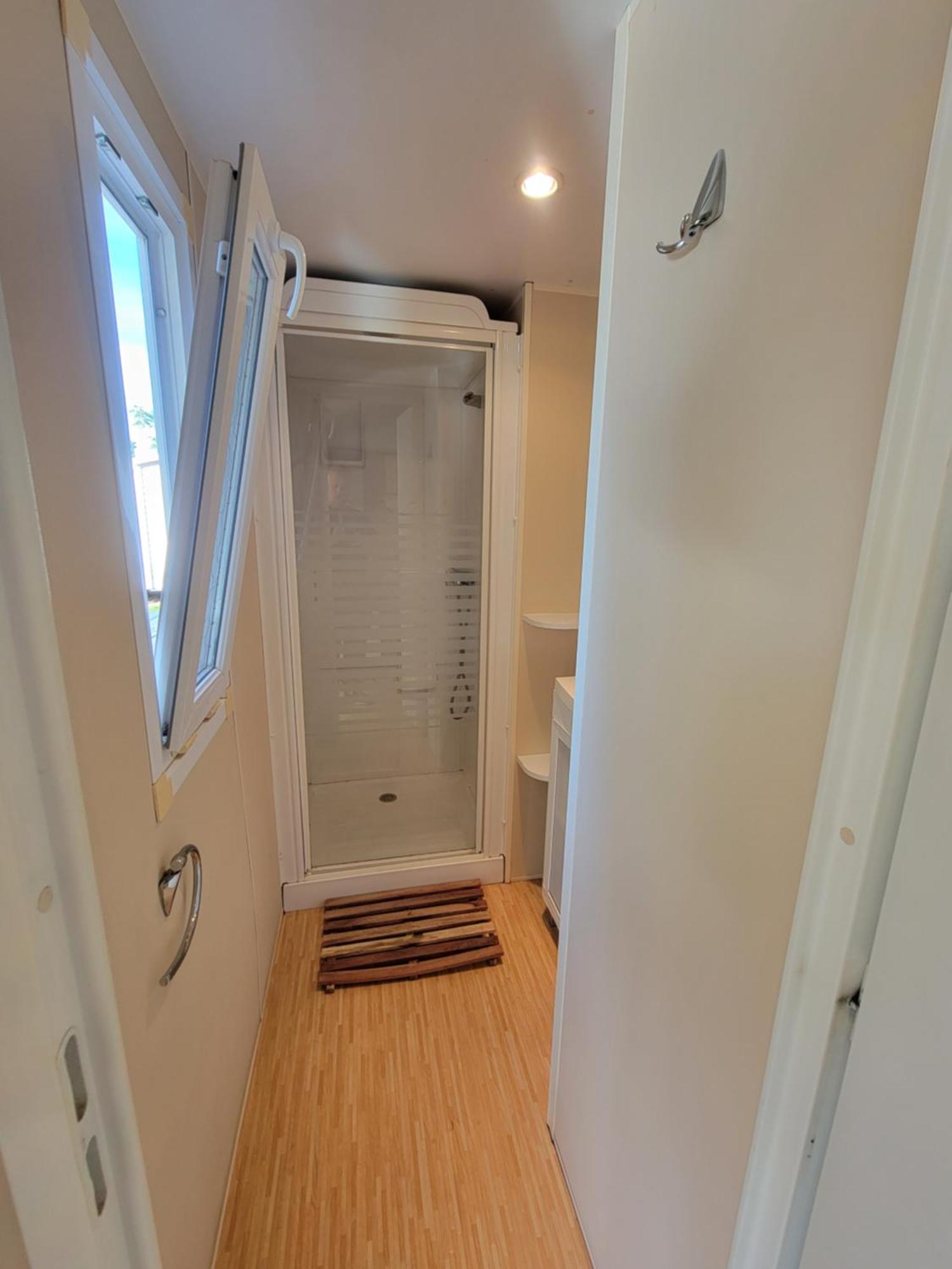 Mobilhome Au Camping Les Salins De La Gardiole Ex Camping Europe Vic-la-Gardiole Zewnętrze zdjęcie