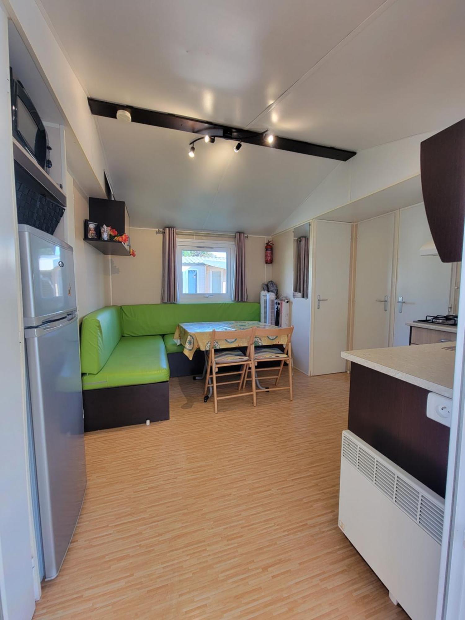 Mobilhome Au Camping Les Salins De La Gardiole Ex Camping Europe Vic-la-Gardiole Zewnętrze zdjęcie